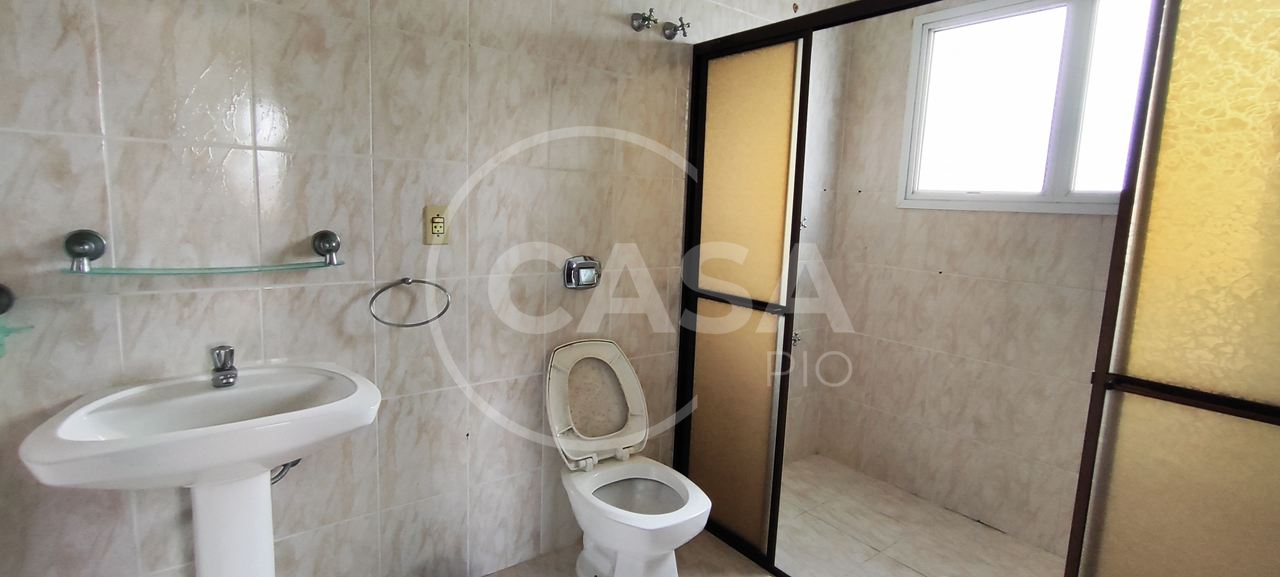 Sobrado á Venda em Peruíbe