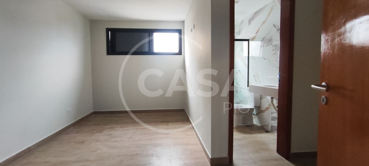 Casa nova com piscina para locação definitiva em Peruibe