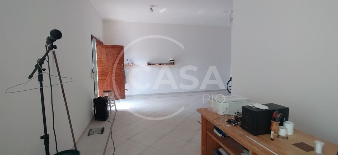 Casa a 400 m da praia em Peruibe