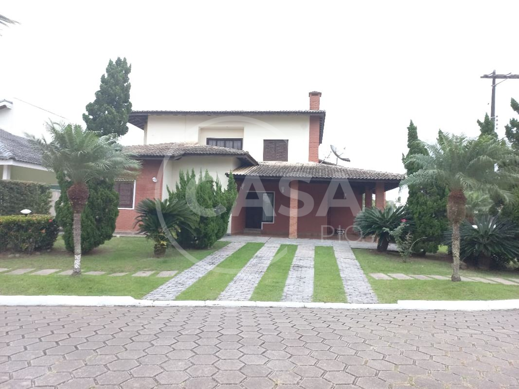 Casa em condomínio fechado