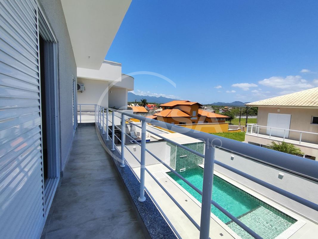 Sobrado em Condomínio Fechado