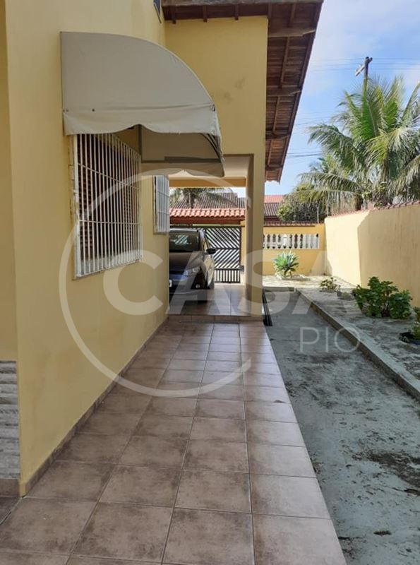 Sobrado é Venda em Peruibe