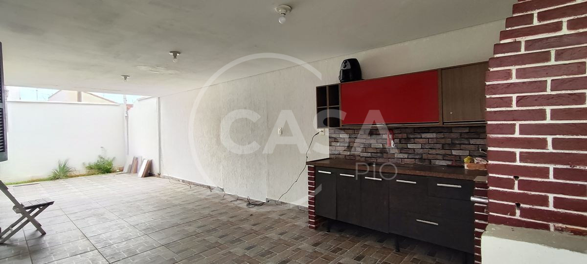 Casa de Esquina à Venda no Jardim Imperador – Peruíbe | 650 Metros da Praia