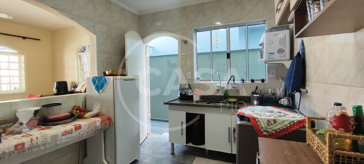 Casa com piscina à venda em Peruibe