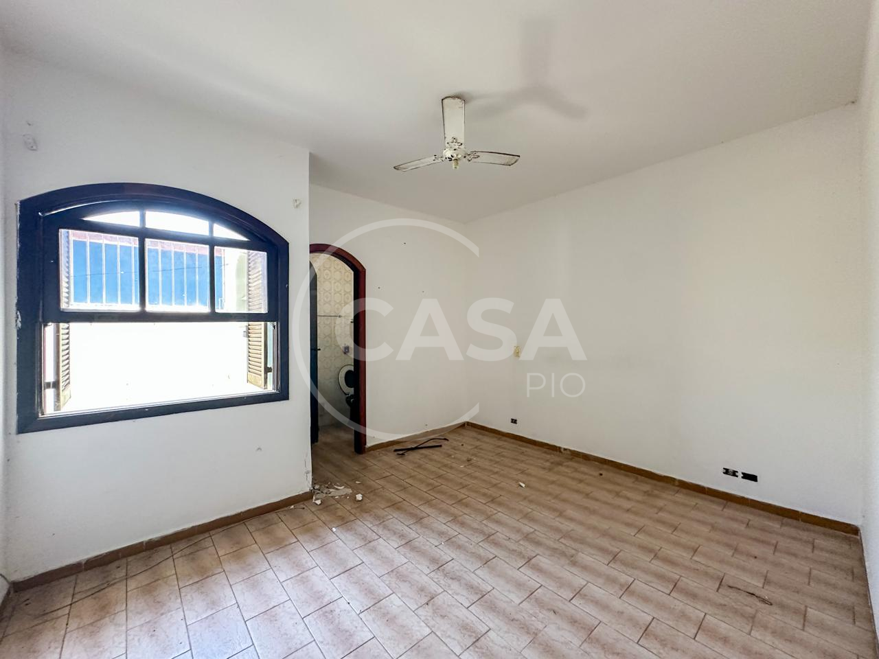 Casa a apenas 150 m da praia em Peruibe