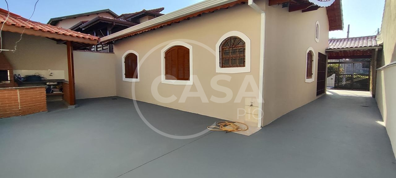 Casa a 500 m da praia em Peruibe