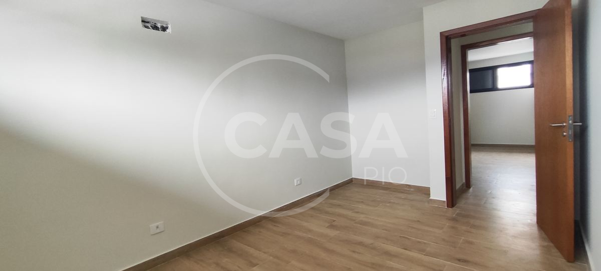 Casa nova com piscina para locação definitiva em Peruibe