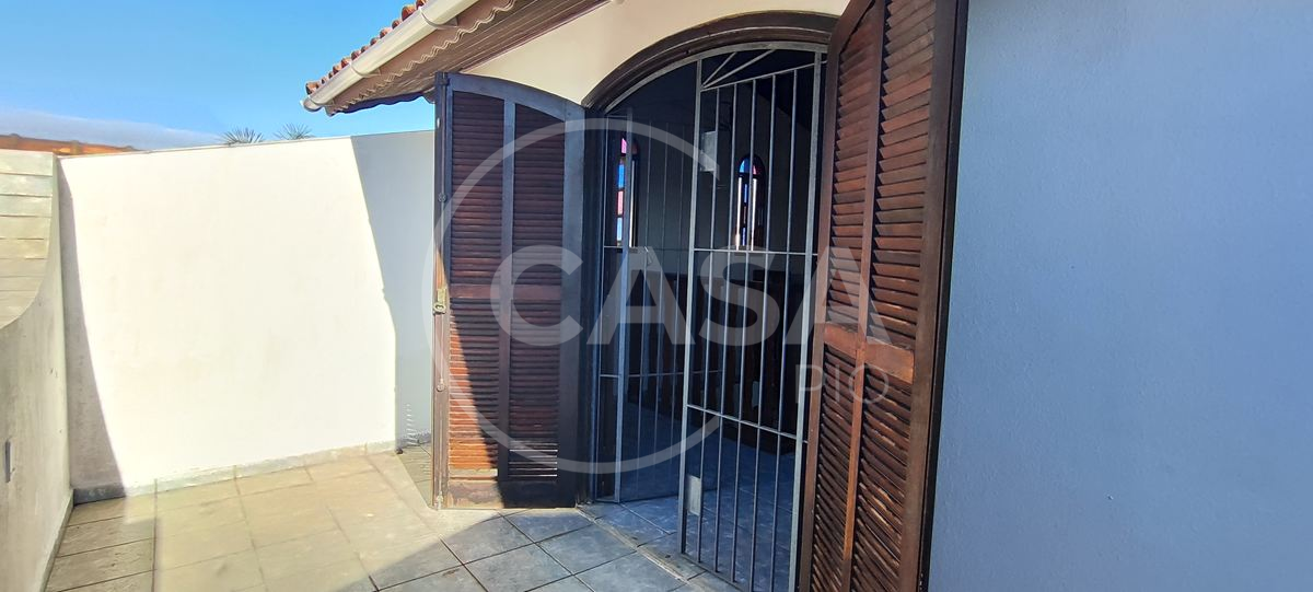 Casa a 600 m da praia em Peruibe