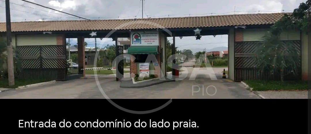 Casa em condomínio em Peruibe