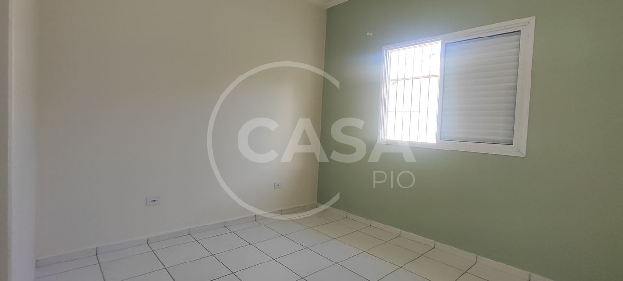 Casa disponível para locação definitiva