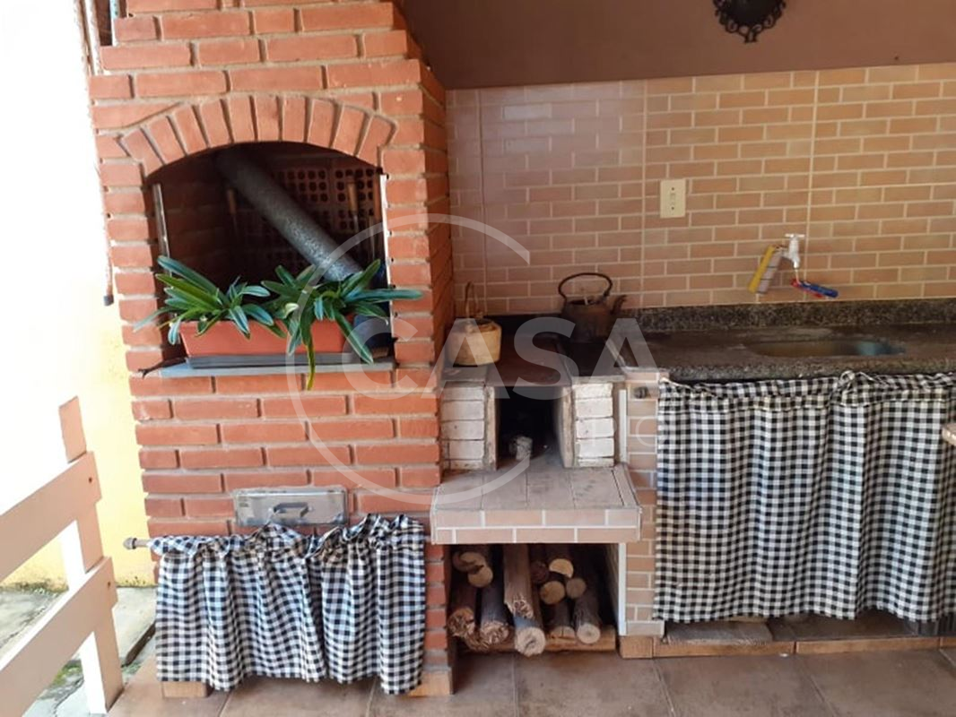 Sobrado é Venda em Peruibe