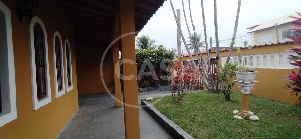 Casa á Venda em Peruibe