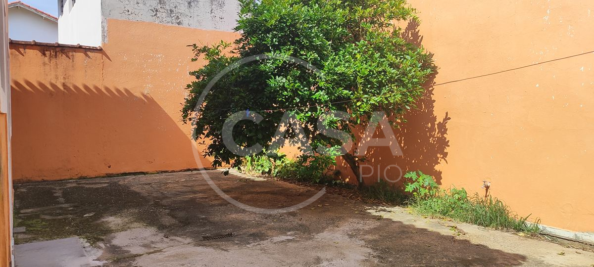 Sobrado a 80 m da praia em Peruibe