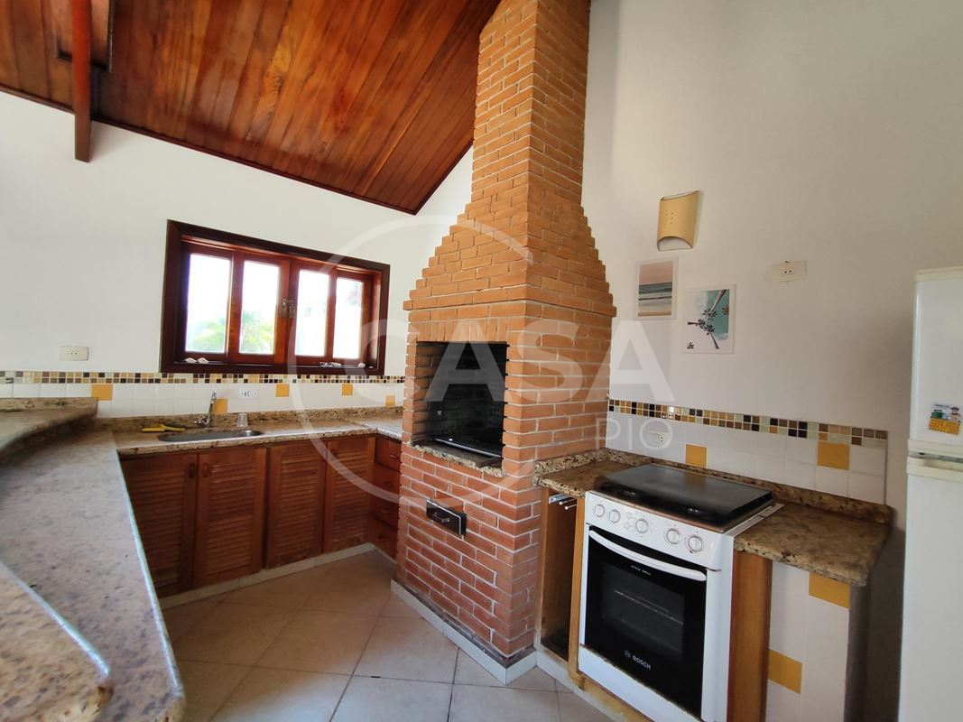 Sobrado Triplex á Venda