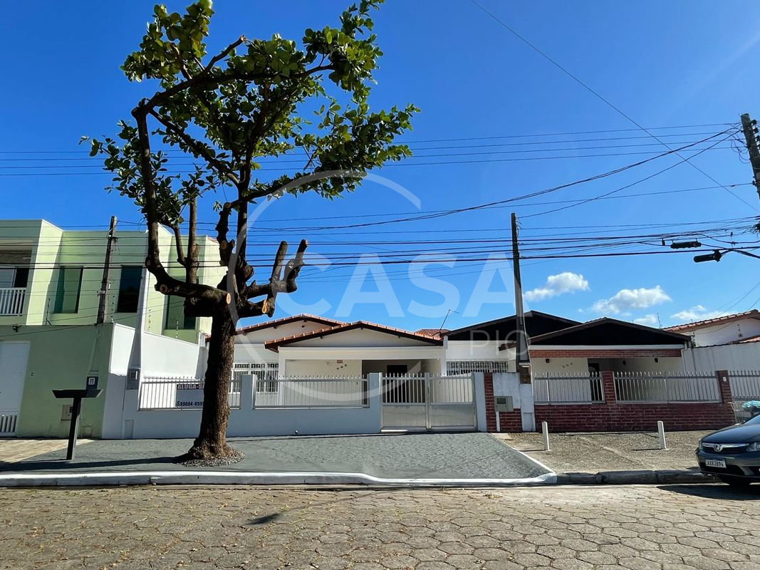 Casa á Venda em Peruibe