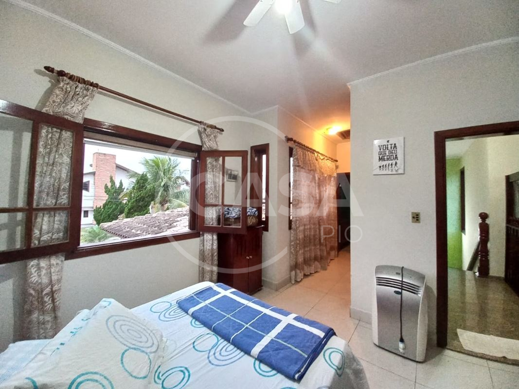 Casa em condomínio fechado