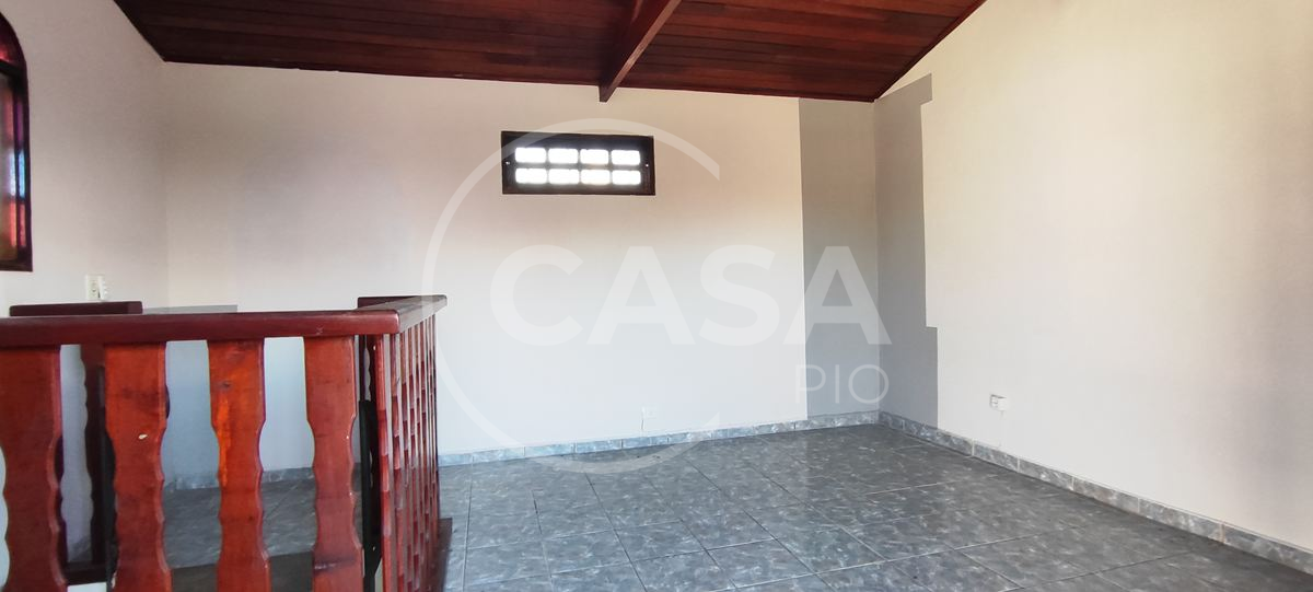 Casa a 600 m da praia em Peruibe
