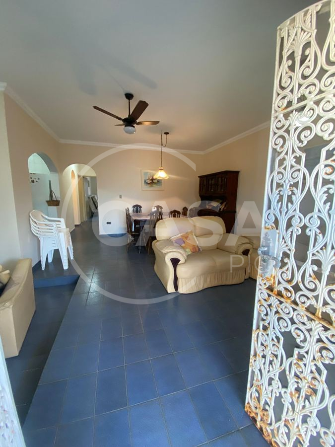 Casa a 300 m da praia em Peruibe