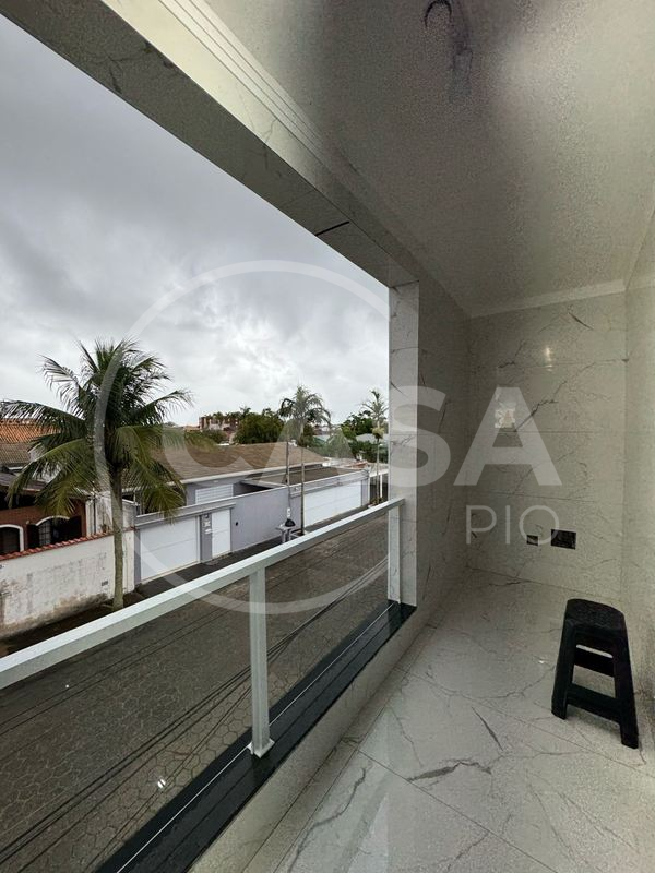 Apartamento sobreloja em Peruibe