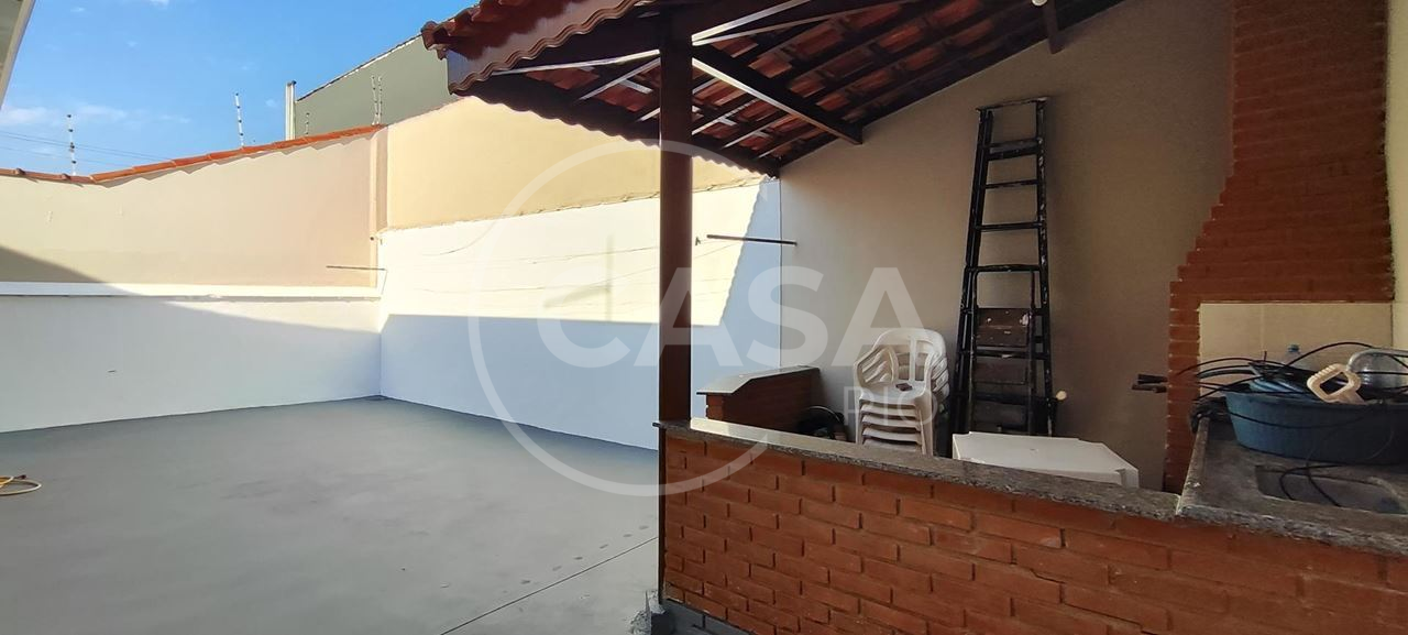 Casa a 500 m da praia em Peruibe