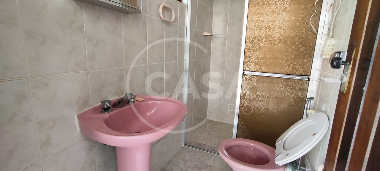 Casa com piscina a 300 m da praia