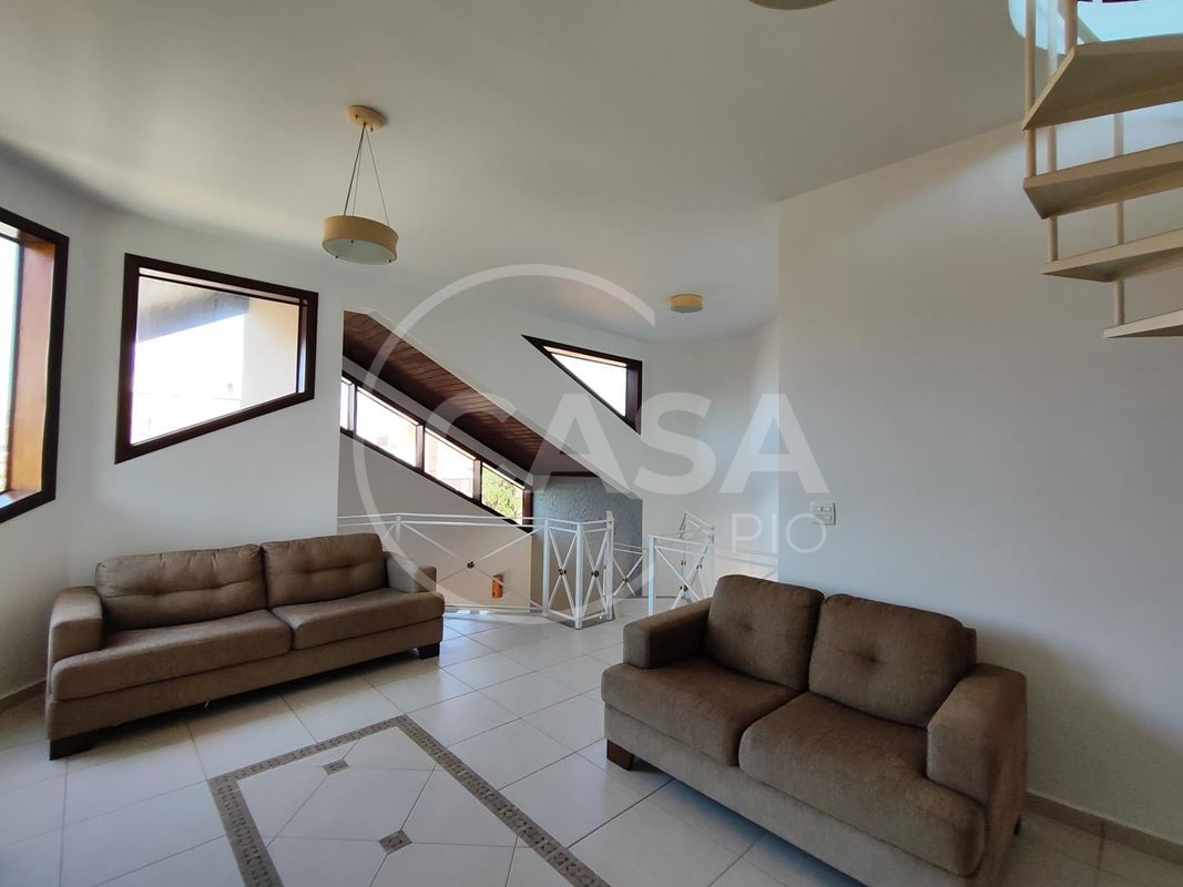 Sobrado Triplex á Venda