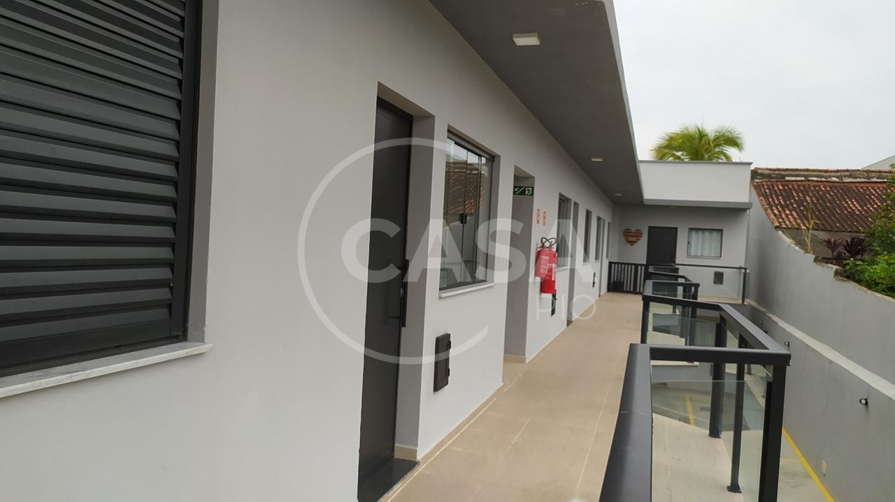 Apartamento á Venda em Peruíbe