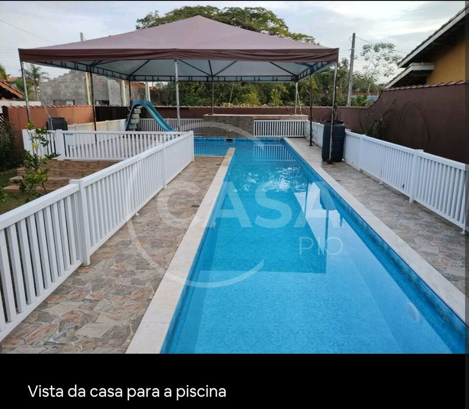 Casa em condomínio em Peruibe