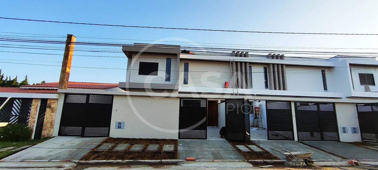 Casa nova á Venda em Peruibe