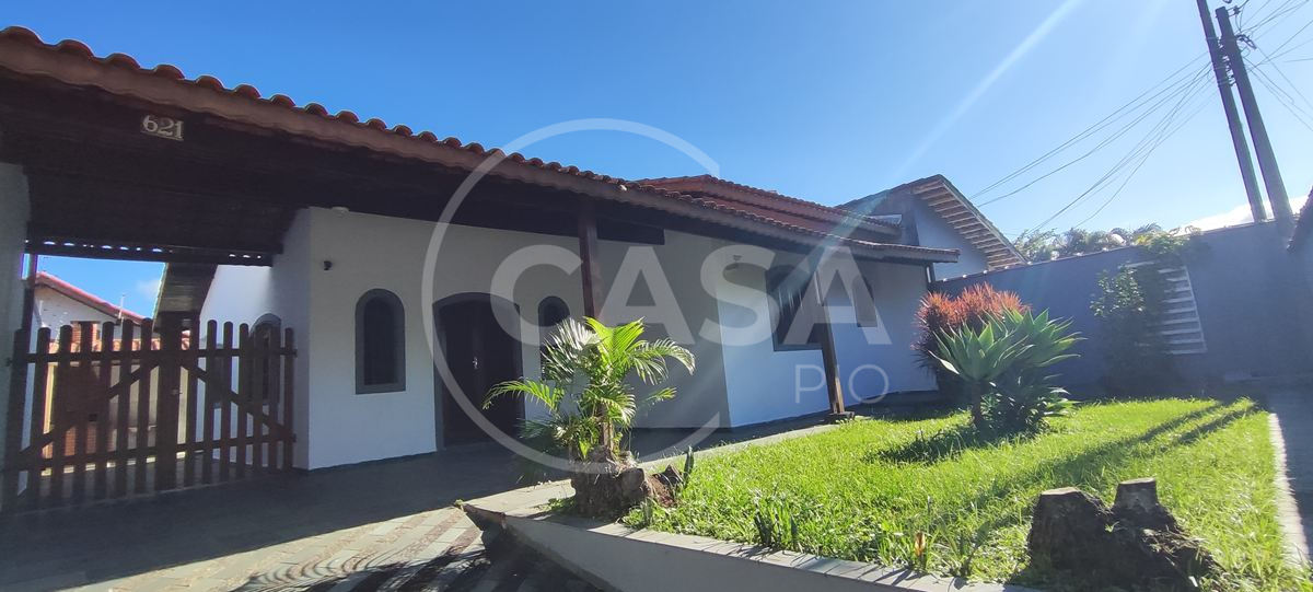 Casa a 600 m da praia em Peruibe