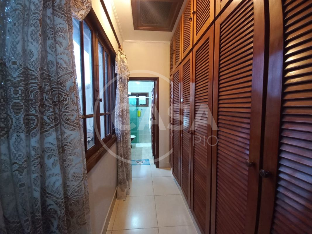 Casa em condomínio fechado