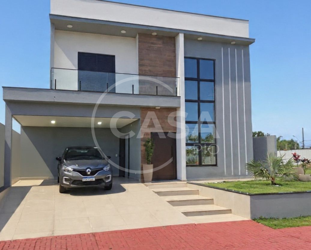 Sobrado á venda em Condominio fechado em Peruibe