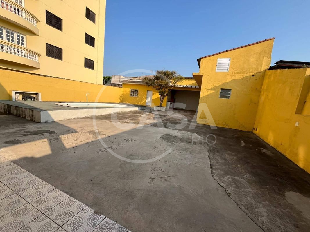 Imóvel disponível para locação.