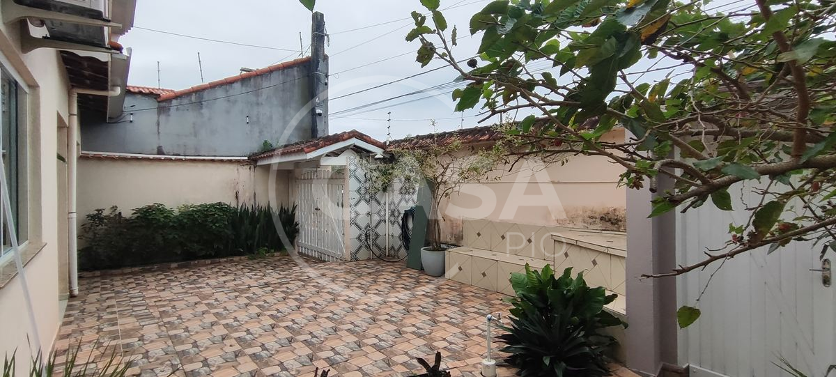 Casa á venda em Peruibe a 600 m da praia!