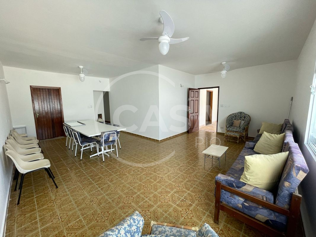 Casa á Venda em Peruibe