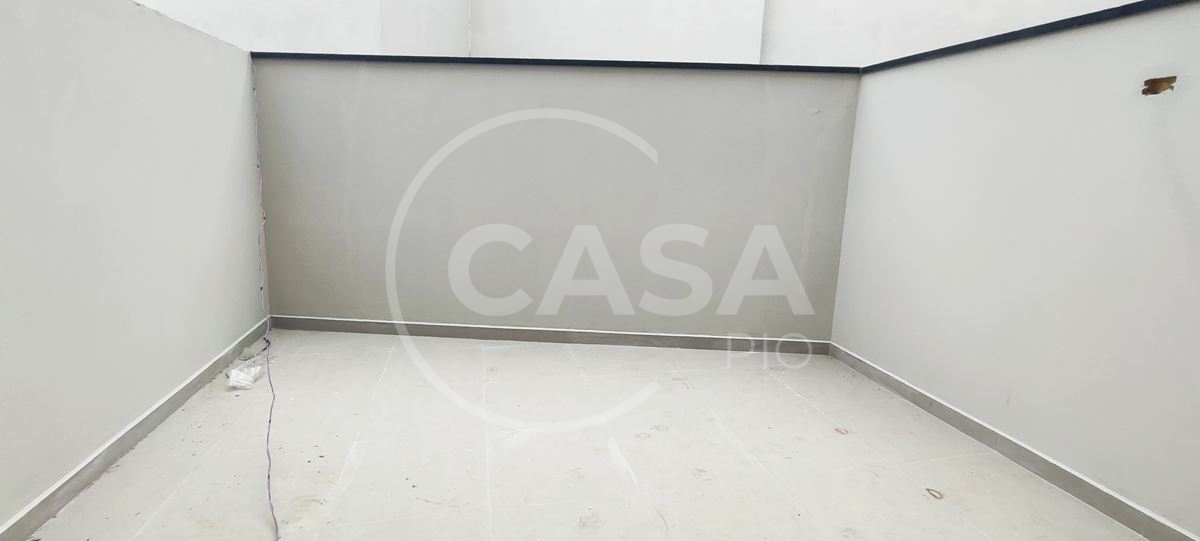 Locação Definitiva no Bairro Stela Maris – CASA 03