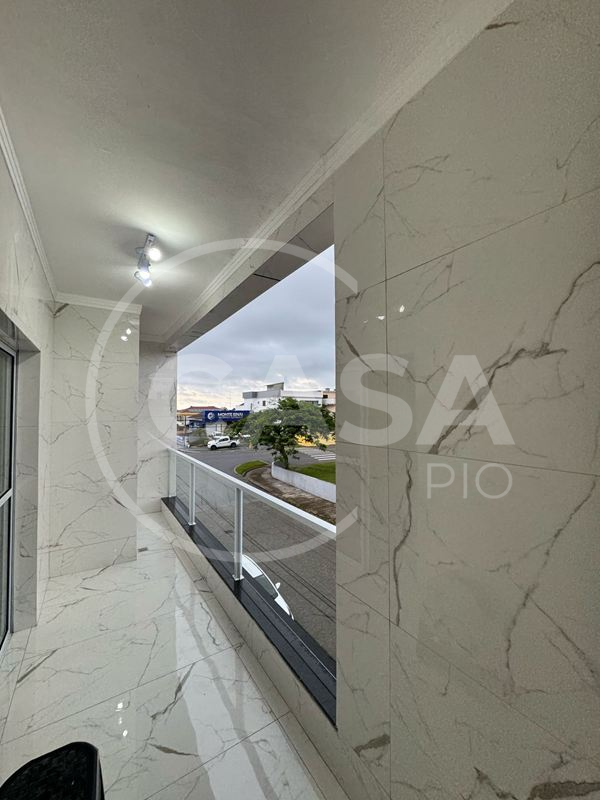 Apartamento sobreloja em Peruibe