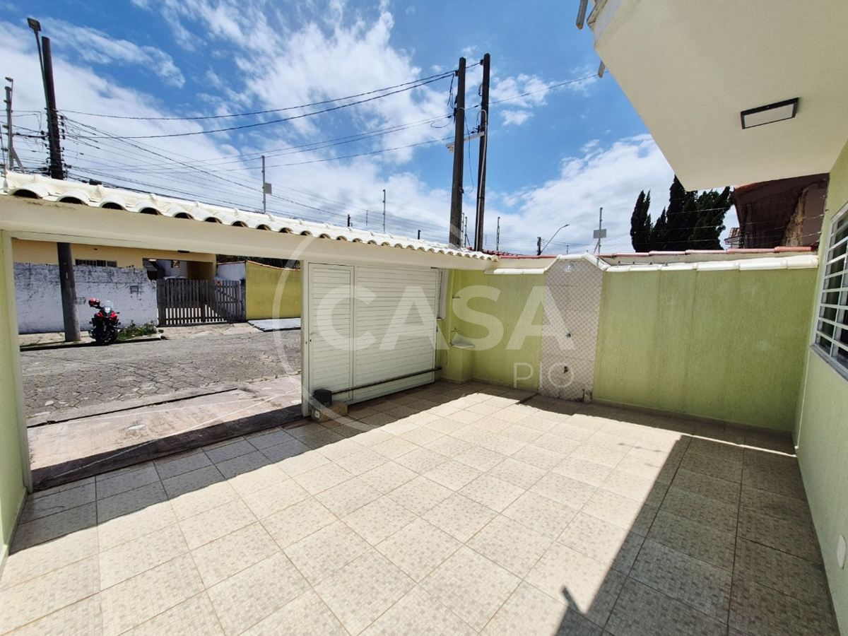Sobrado à Venda em Peruíbe