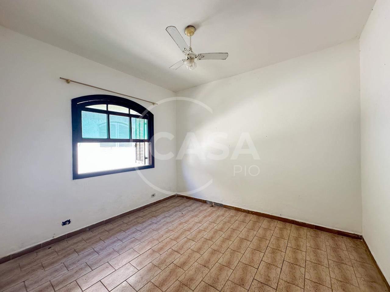 Casa a apenas 150 m da praia em Peruibe