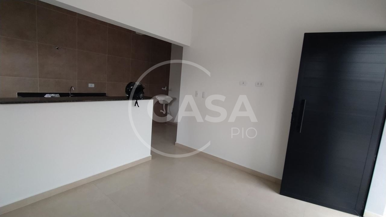 Apartamento á Venda em Peruíbe