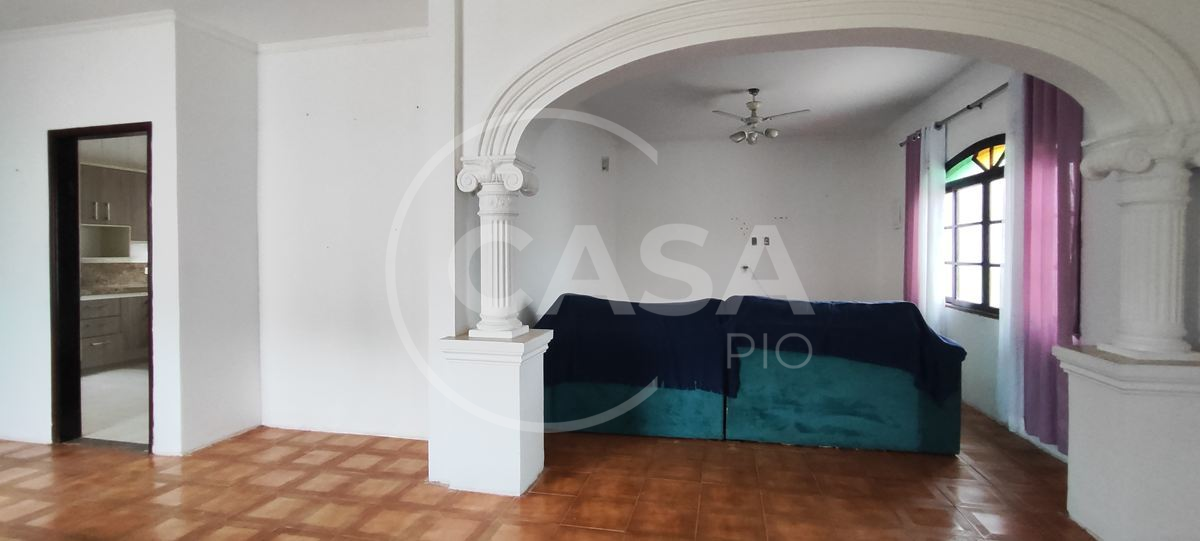 Casa de Esquina à Venda no Jardim Imperador – Peruíbe | 650 Metros da Praia