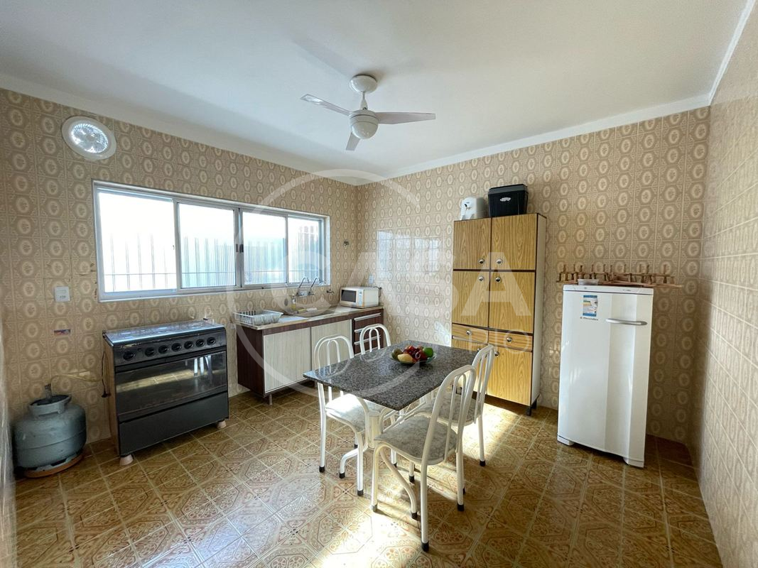 Casa á Venda em Peruibe