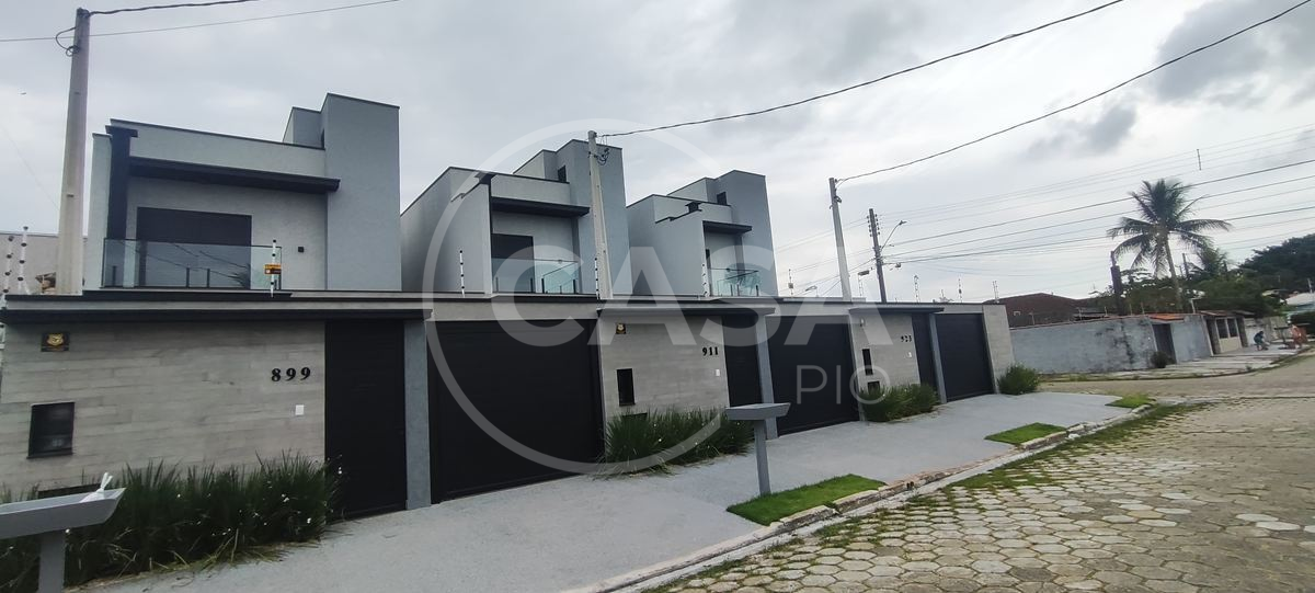Sobrado novo à venda em Peruibe