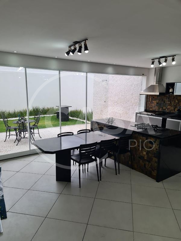 Casa no Centro de Peruibe