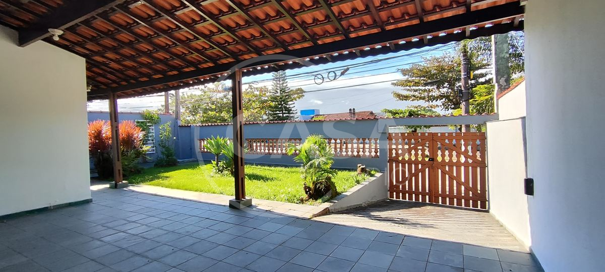 Casa a 600 m da praia em Peruibe