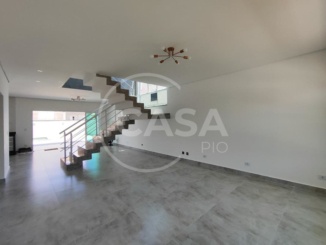 Sobrado em Condomínio Fechado