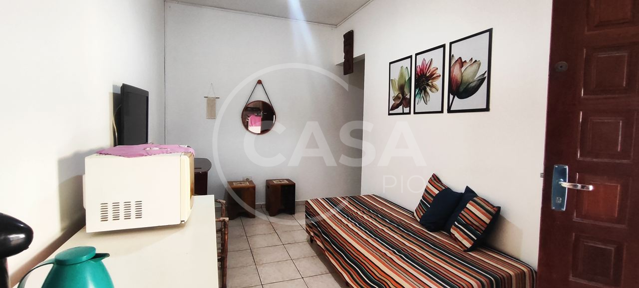 Casa com piscina á Venda em Peruibe