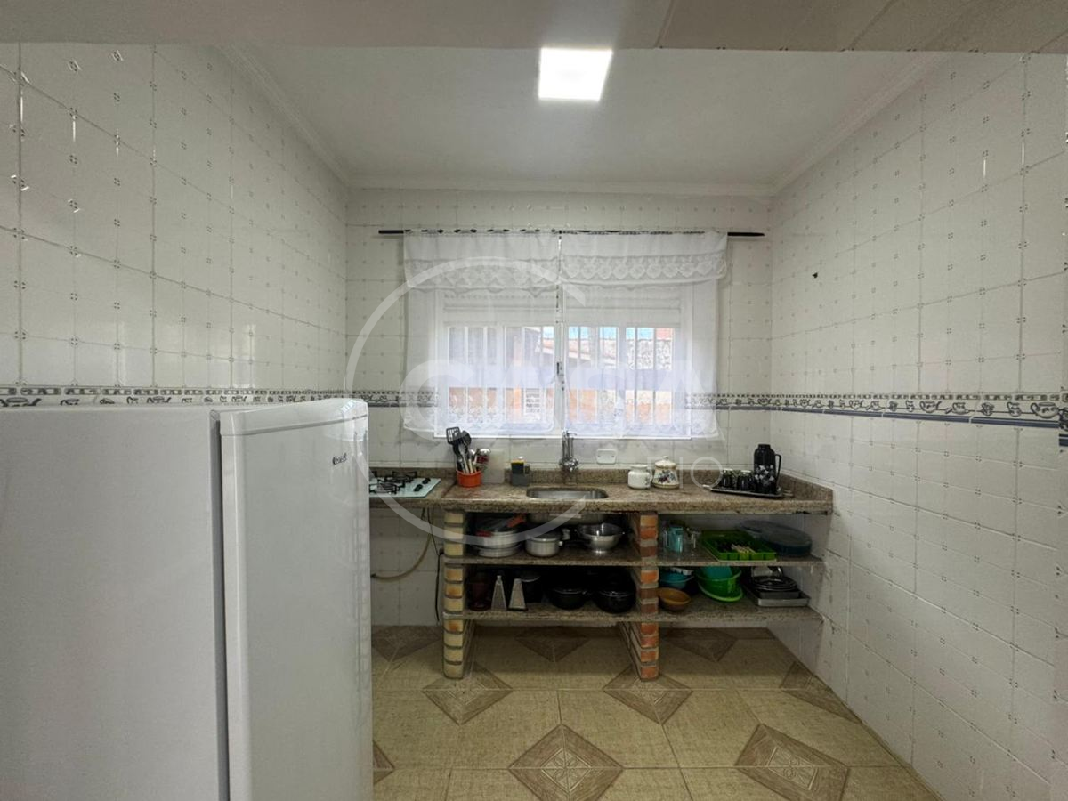 Casa à Venda em Peruibe a apenas 200 m da praia!