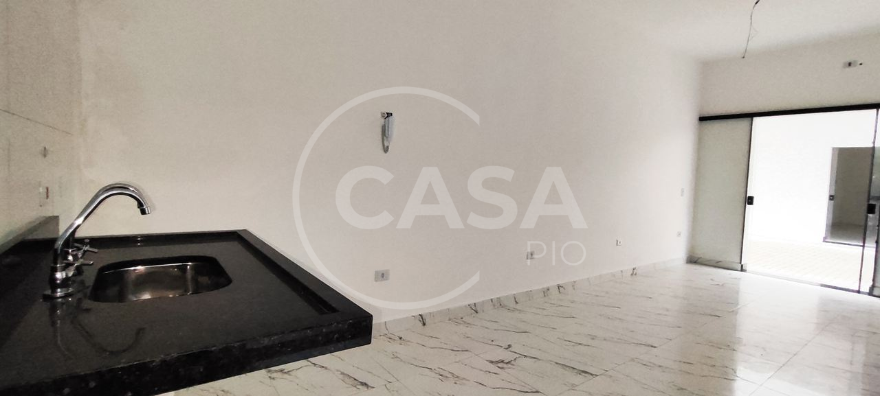 Locação Definitiva a 300 m da praia em Peruibe