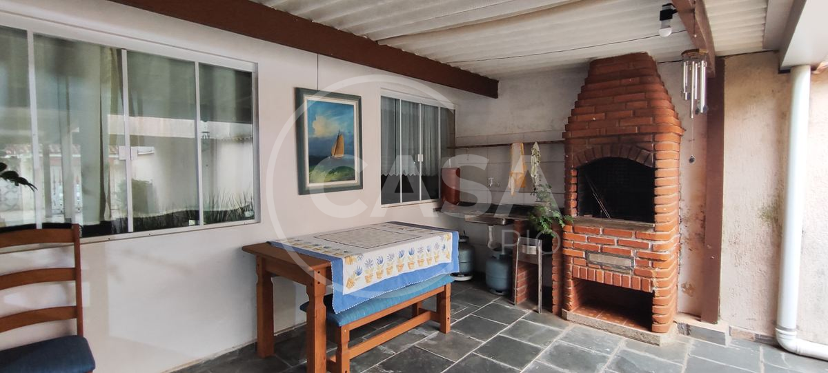 Casa á venda em Peruibe a 600 m da praia!